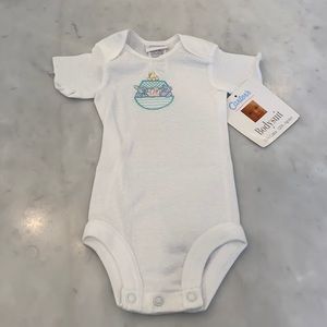 NWT CARTERS BODYSUIT